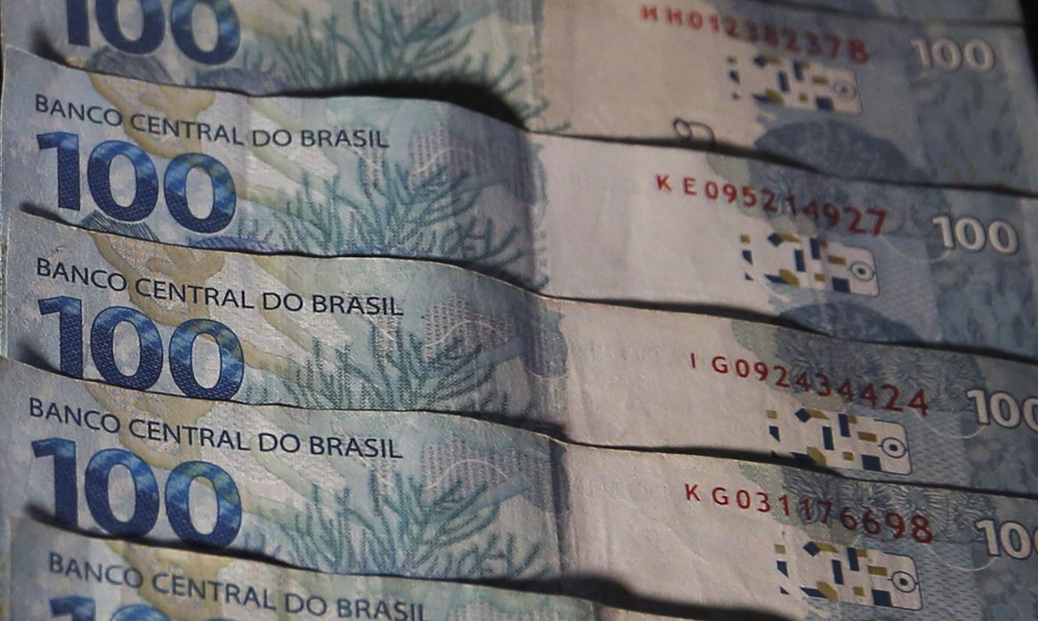 Caixa paga hoje Auxílio Brasil a beneficiários com NIS final 9