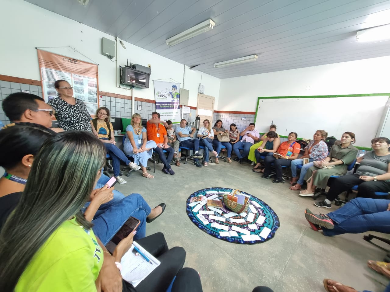 TJAM apresenta prática de Justiça restaurativa em escola ribeirinha de Manaus