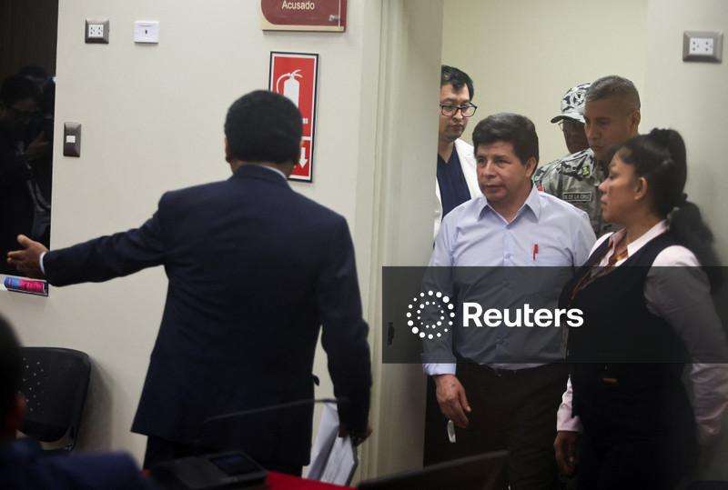 Justiça do Peru condena ex-presidente Castillo a 11,5 anos de prisão por rebelião e conspiração