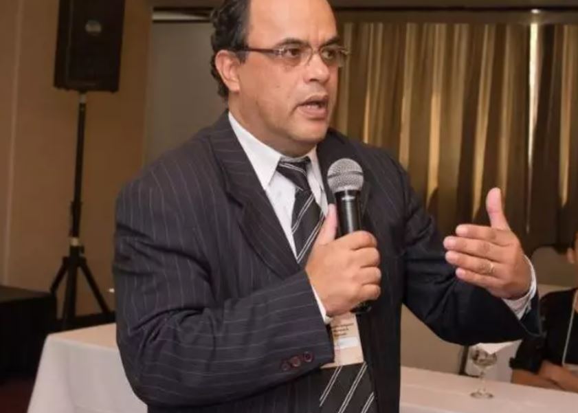 CPI convoca reverendo acusado de pedir propina em  negociações de compra de vacinas