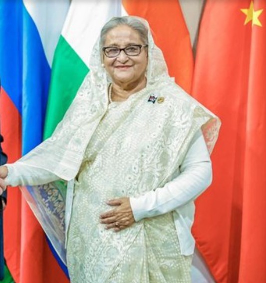 Ex-premiê de Bangladesh é condenada à morte por repressão a protestos