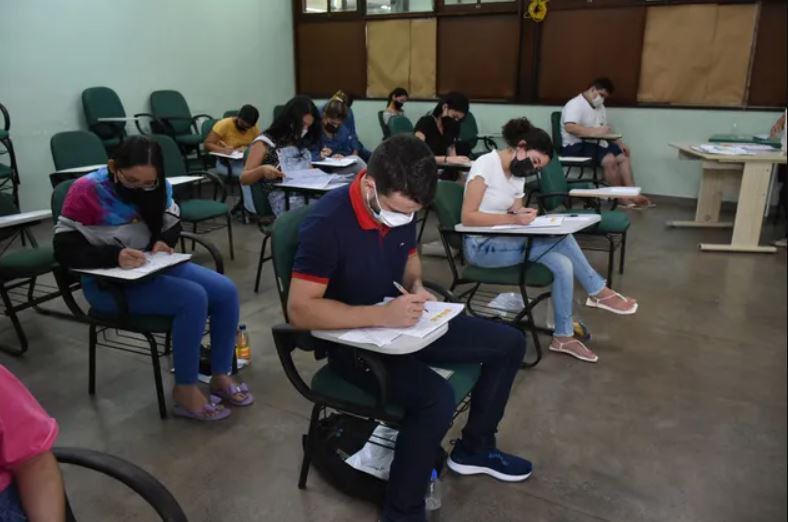 Com dois dias de provas, vestibular da UEA inicia hoje no Amazonas 