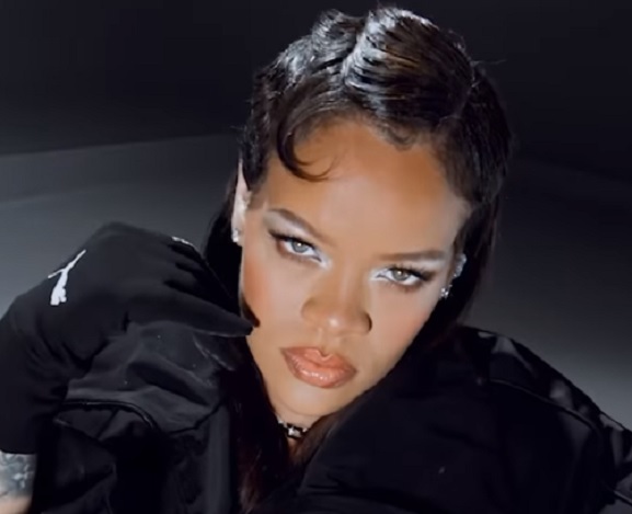 Não veio aí? Fonte próxima comenta rumores de turnê mundial de Rihanna