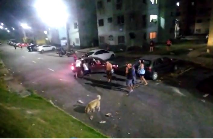 Jovens são executados a tiros no Conjunto Viver Melhor em Manaus; Veja vídeo