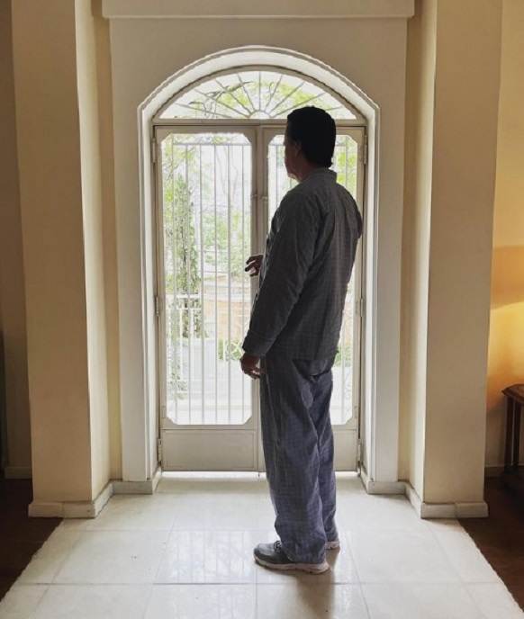 Rodrigo Faro viraliza ao aparecer caracterizado como Silvio Santos para filme