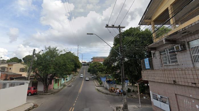Técnico de segurança morre após acidente entre motocicleta e carro em Manaus