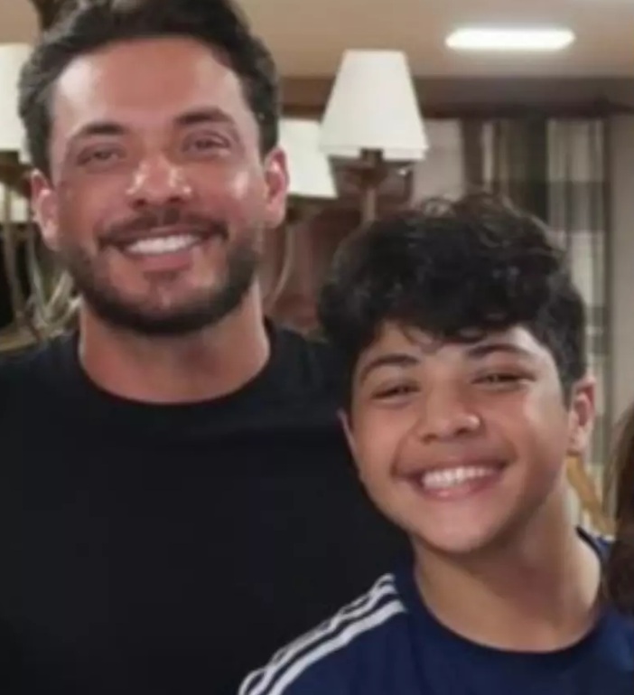 Safadão atualiza estado do filho após cirurgia de retirada de tumor na cabeça