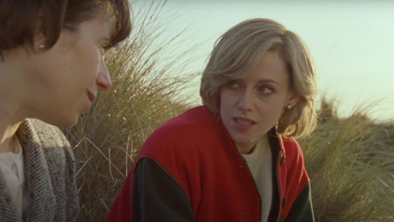 Kristen Stewart surge irreconhecível como Princesa Diana no trailer de Spencer