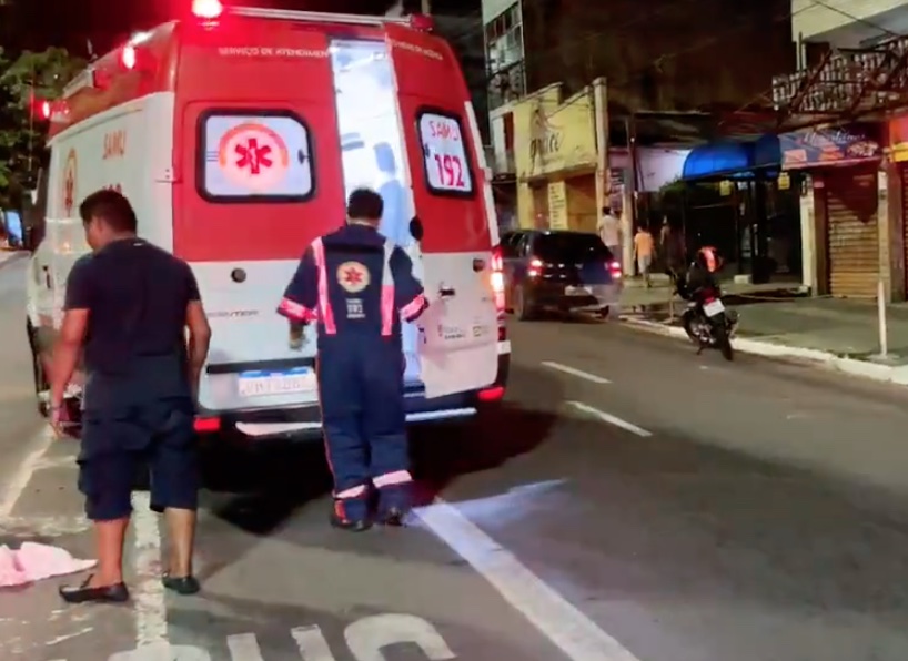 Idoso morre atropelado ao tentar atravessar avenida em Manaus