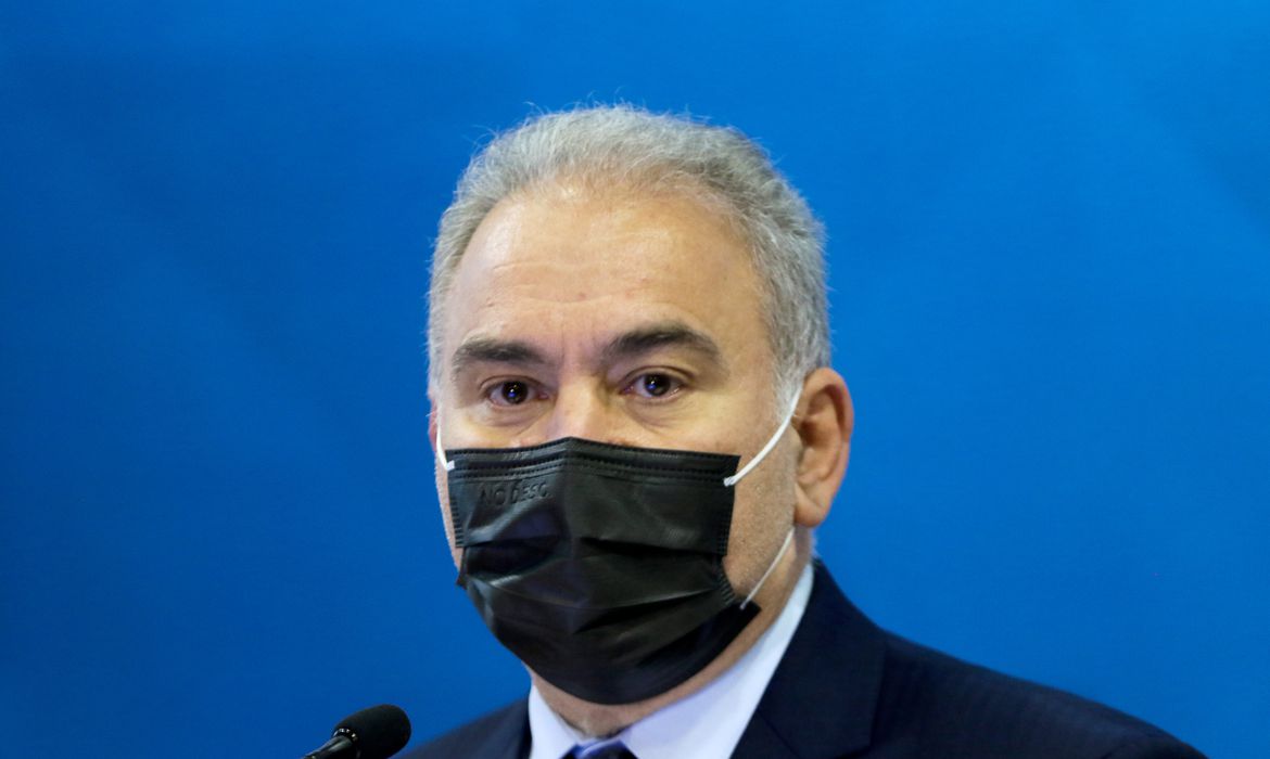 Ministro da Saúde, Marcelo Queiroga testa positivo para covid-19