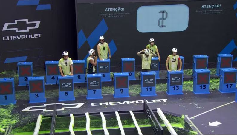 BBB24: Após oito horas, seis brothers seguem na disputa da prova do líder 