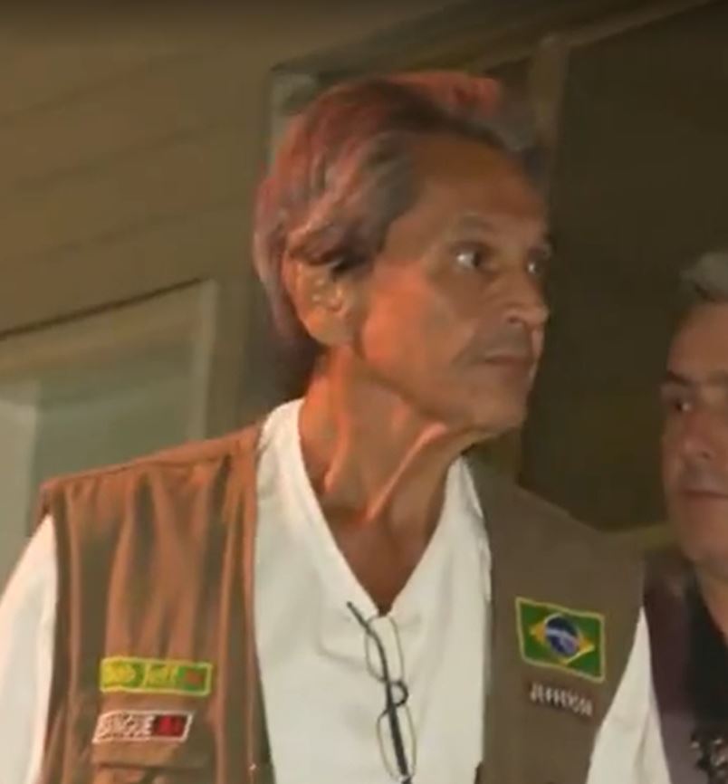 PF suspeita que Roberto Jefferson prendeu prego a granadas lançadas contra agentes