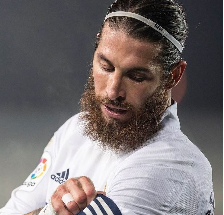 Sergio Ramos, capitão do Real Madrid, é diagnosticado com covid-19