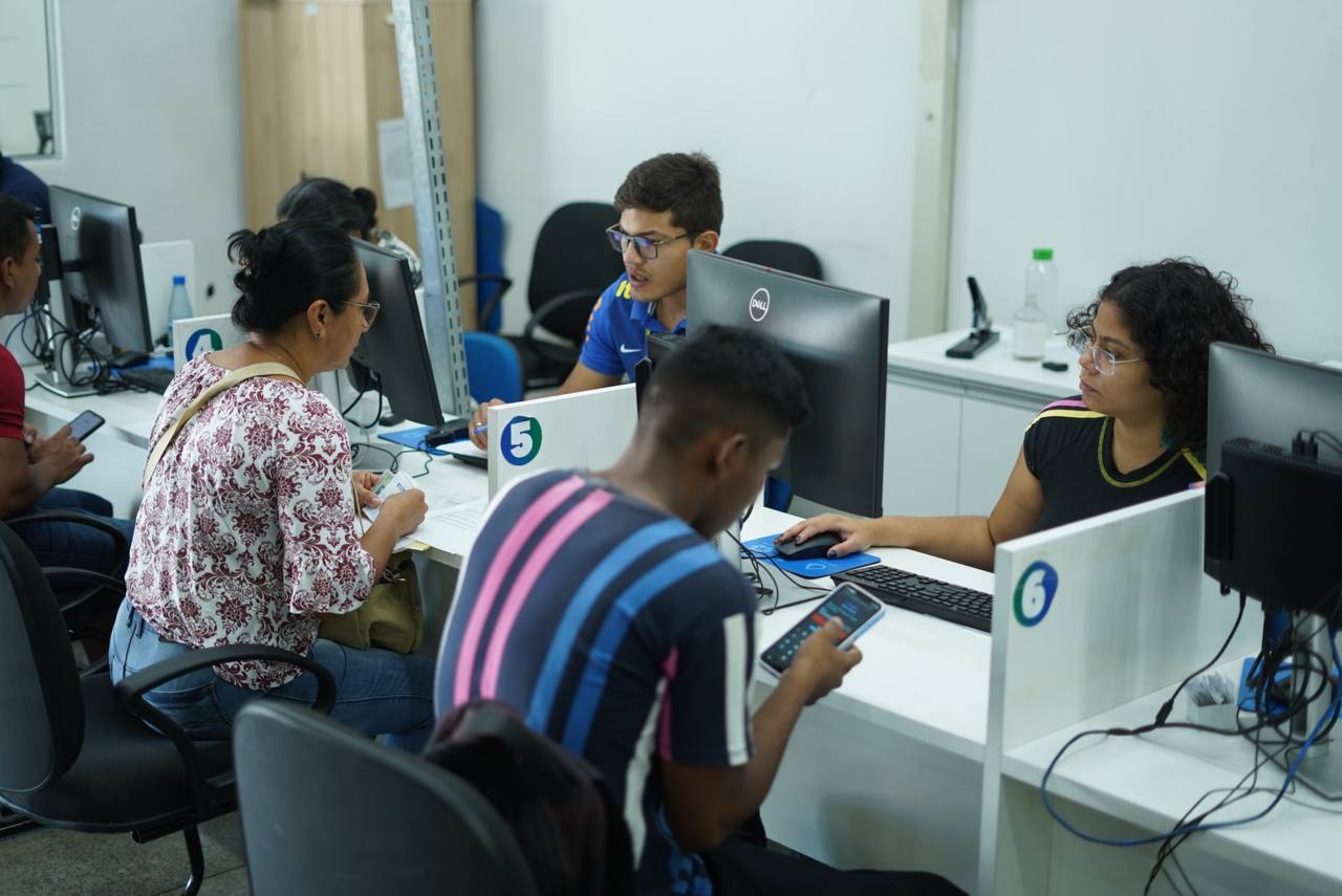 Roçador, cozinheira, atendente; confira 86 vagas de emprego do Sine Amazonas