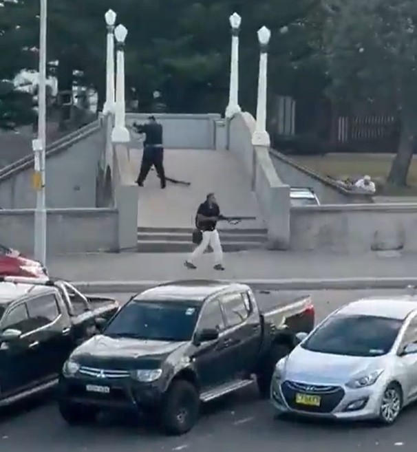 Sobe para 16 o número de mortos em ataque durante festa judaica na Austrália