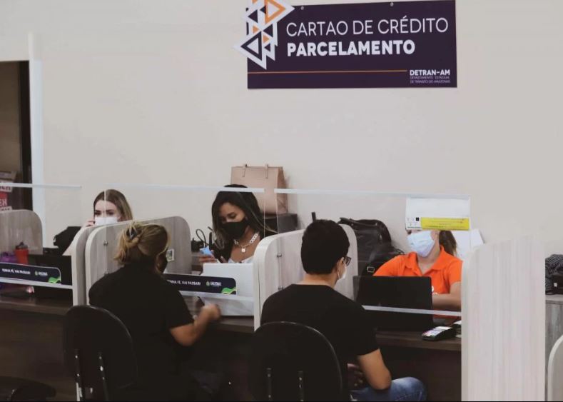 Detran-AM altera horário de funcionamento e alerta para pagamento de taxas