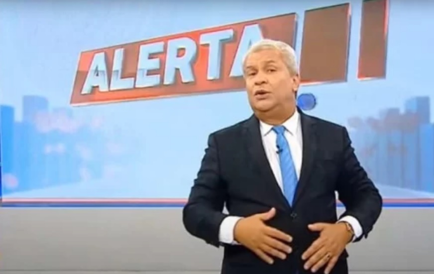 Sikêra Jr. deve colocar RedeTV! na Justiça por multa de R$ 17 milhões