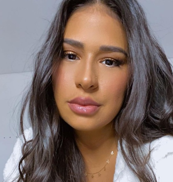 Simone relata saudades da sobrinha em meio à briga com Simaria: ‘como se fosse uma filha’