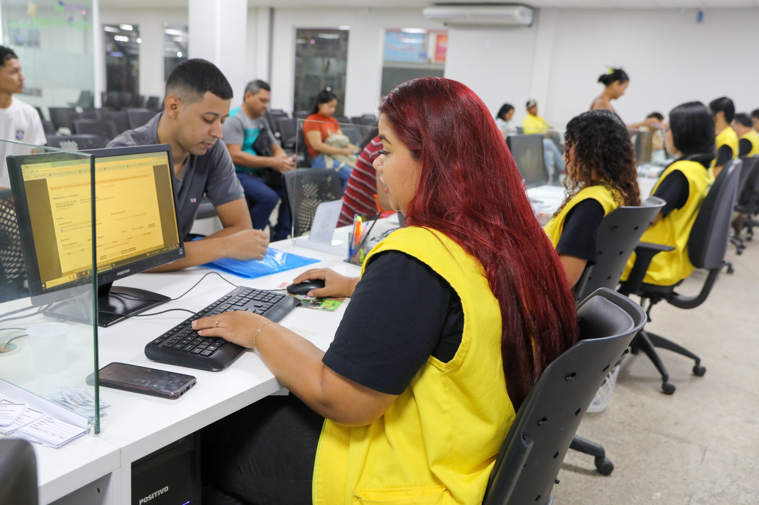 Desenvolvedor de Software e mais: Sine Manaus divulga 194 vagas para esta quinta