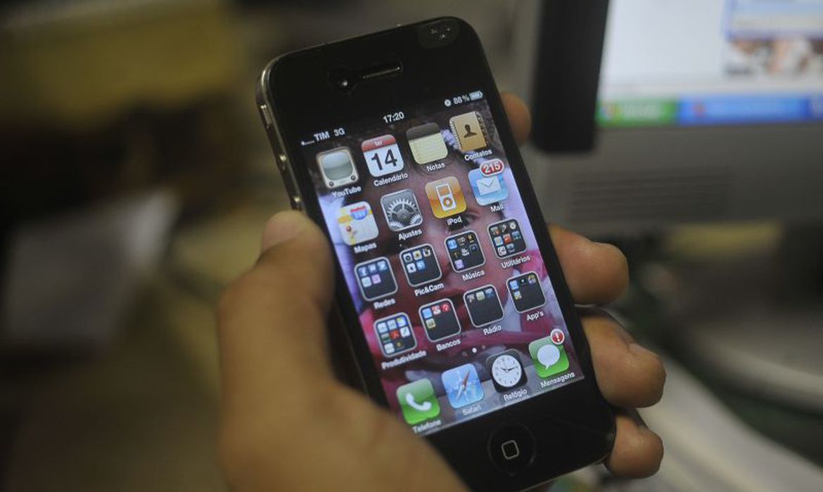 Senado aprova penas mais duras contra crimes praticados na internet