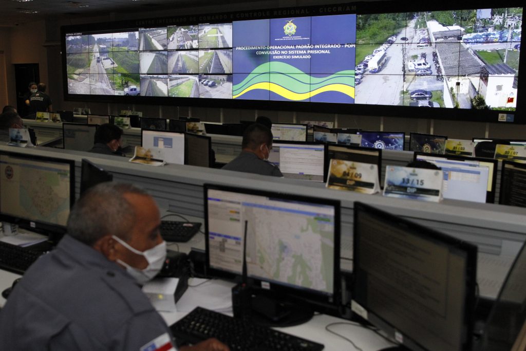 Polícia recebeu 800 denúncias de aglomerações no final de semana em Manaus