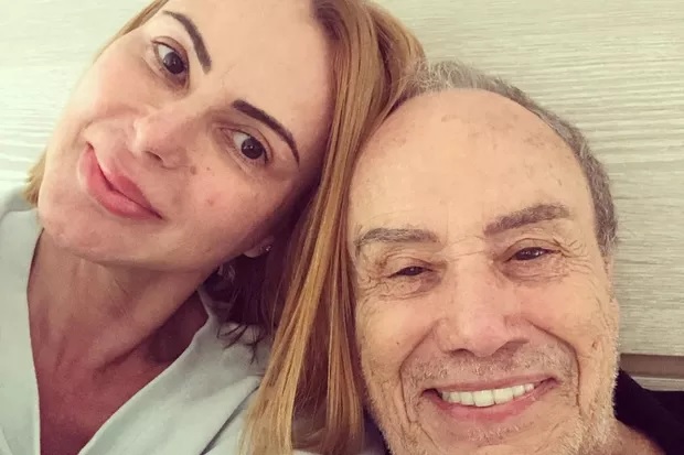 Mulher de Stênio Garcia nega maus-tratos ao ator: 'peço a Deus que me leve junto com ele'