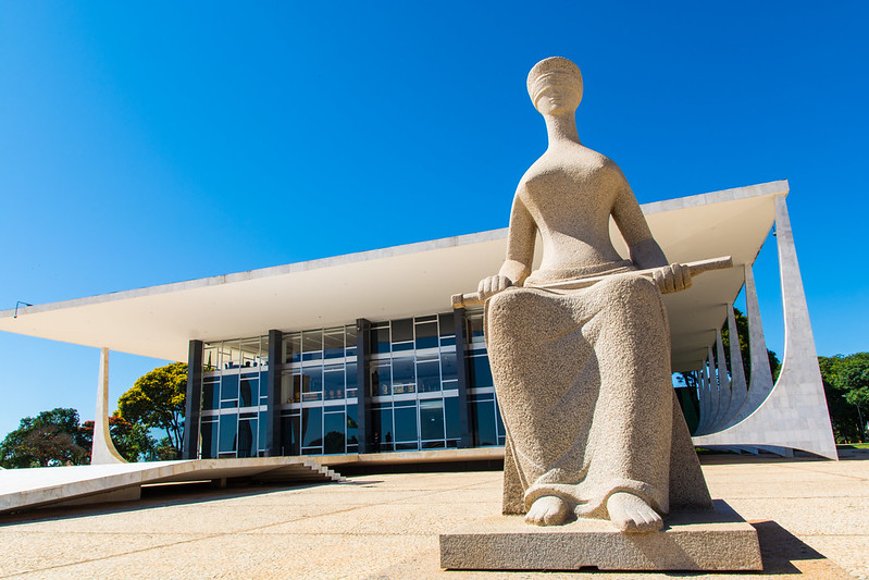 STF proíbe palmas e vaias em julgamento sobre trama golpista