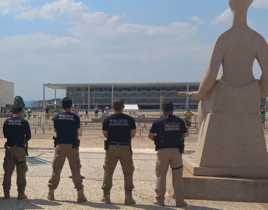 STF passa por varredura antibomba antes de julgamento de Bolsonaro