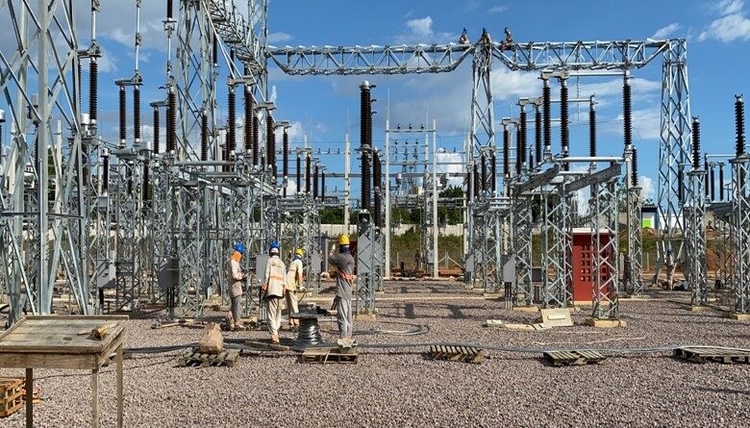 Bairros em Manaus e ramal na BR-174 ficam sem energia neste domingo