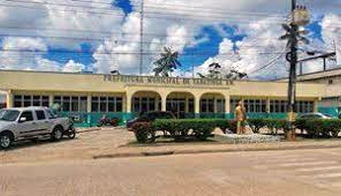 Município investe recursos para adquirir material didático