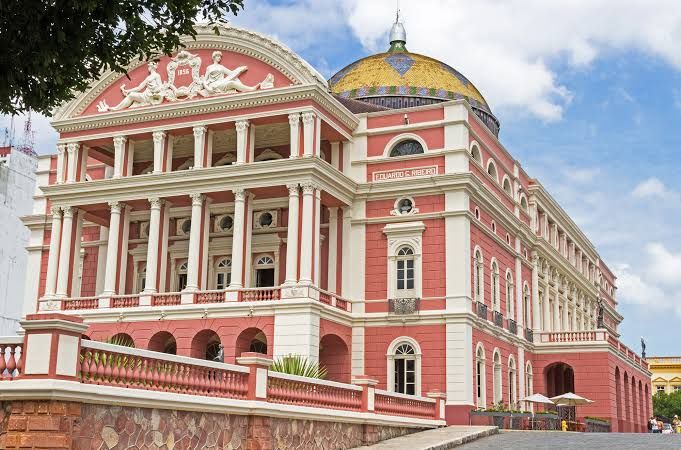 Visitas ao Teatro Amazonas estão suspensas a partir desta terça-feira
