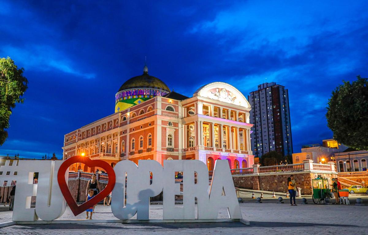 'Ópera do Malandro', clássico de Chico Buarque chega ao palco do Teatro Amazonas