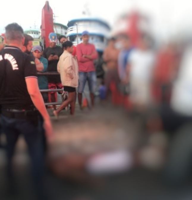 Briga por celular termina em homem morto a facadas na Feira Manaus Moderna