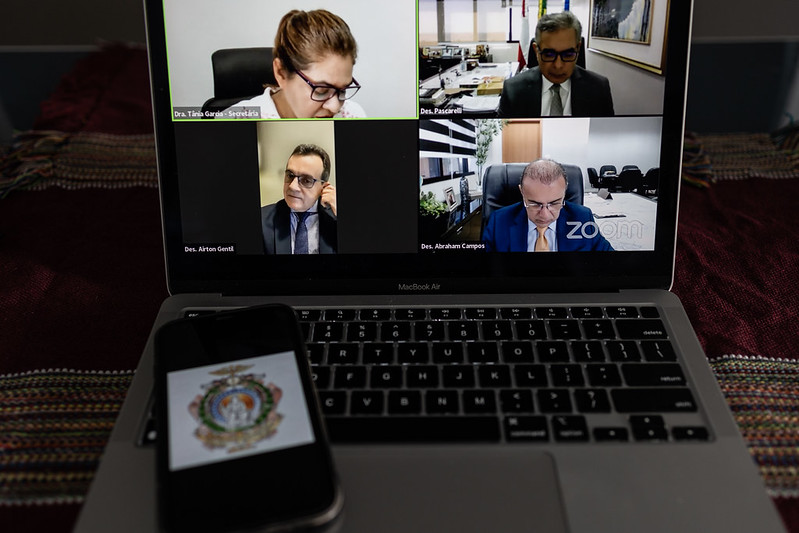 TJAM determina que idoso receba R$ 50 mil após perder a visão por erro médico 