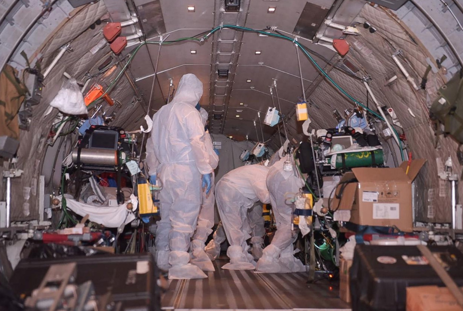 Governo do Amazonas recebe 18 pacientes com covid do Acre e Rondônia