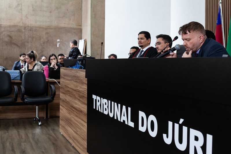 Seis são condenados por morte de jovem decapitado no lugar no irmão em Manaus