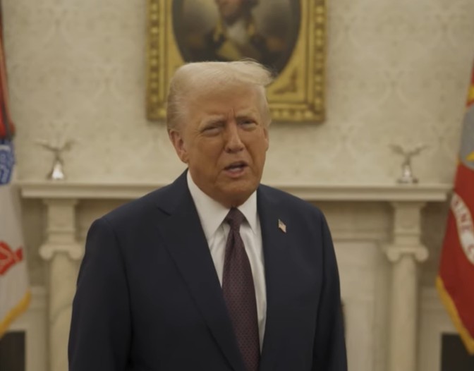 Trump acusa Dinamarca de falhar contra ameaça russa na Groenlândia e promete 'agir'