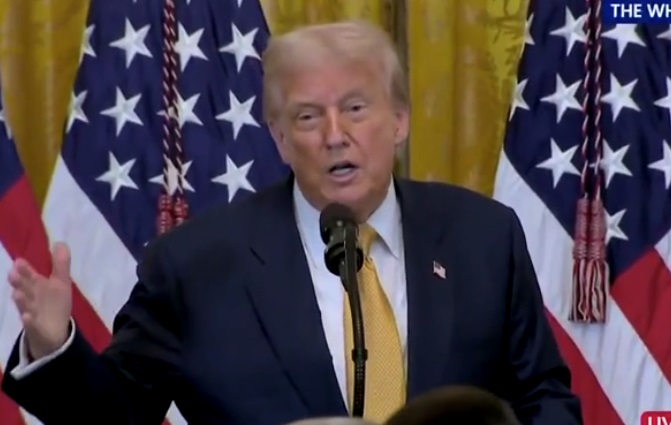 Trump prepara nova emergência para justificar tarifas "fora do padrão" contra o Brasil