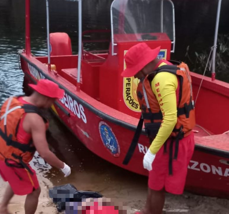 Após passar três dias desaparecido, homem é achado morto na Praia do Tupé em Manaus
