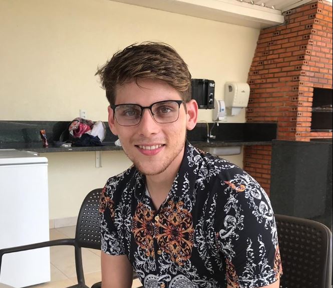 Peritos vão procurar vestígio de sangue em lancha onde ex-cantor do Água Cristalina desapareceu