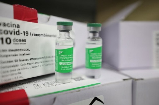 AstraZeneca informou que não negociava vacinas no mercado privado