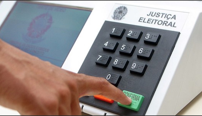 É falso que documento secreto da PGE aponta problemas na apuração das Eleições 2018
