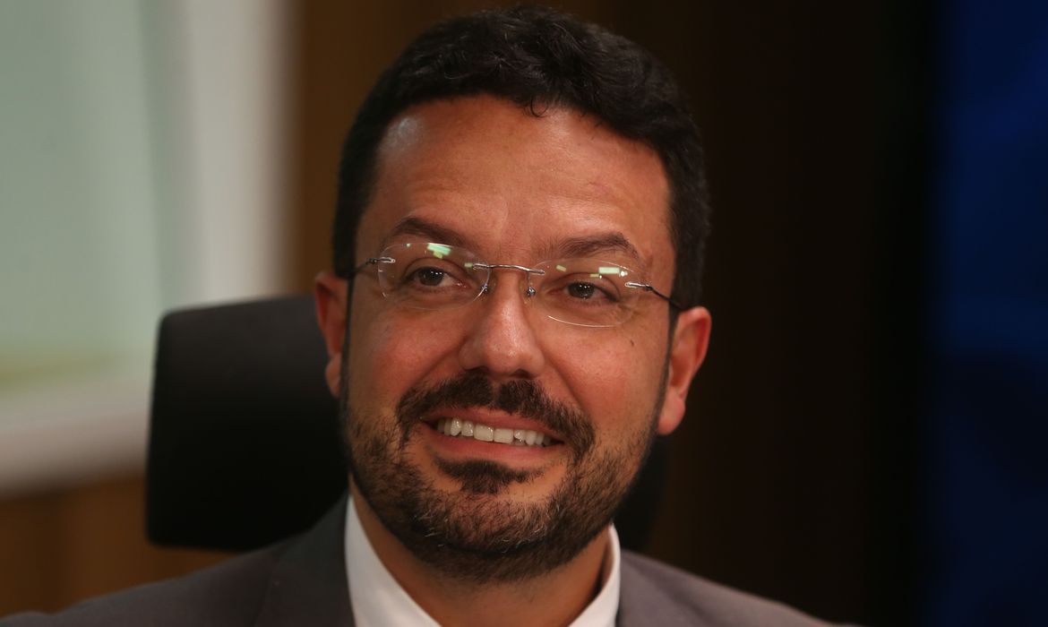 Estudantes têm até 31 de agosto para renegociar dívidas do Fies 