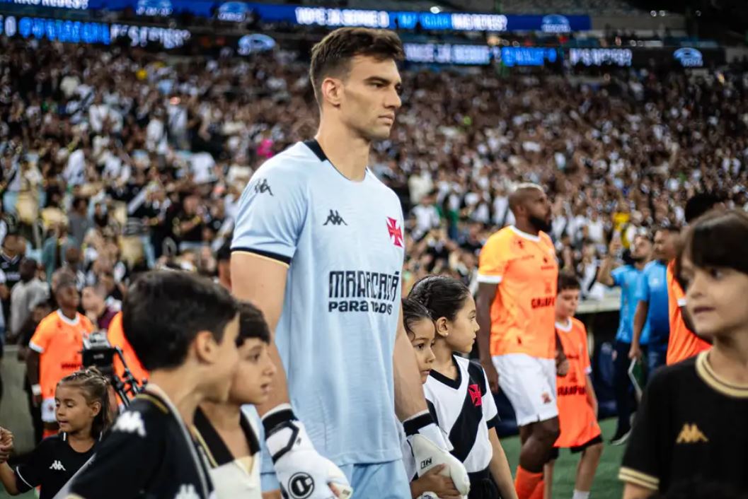Vasco e Nova Iguaçu duelam por vaga na final do Campeonato Carioca