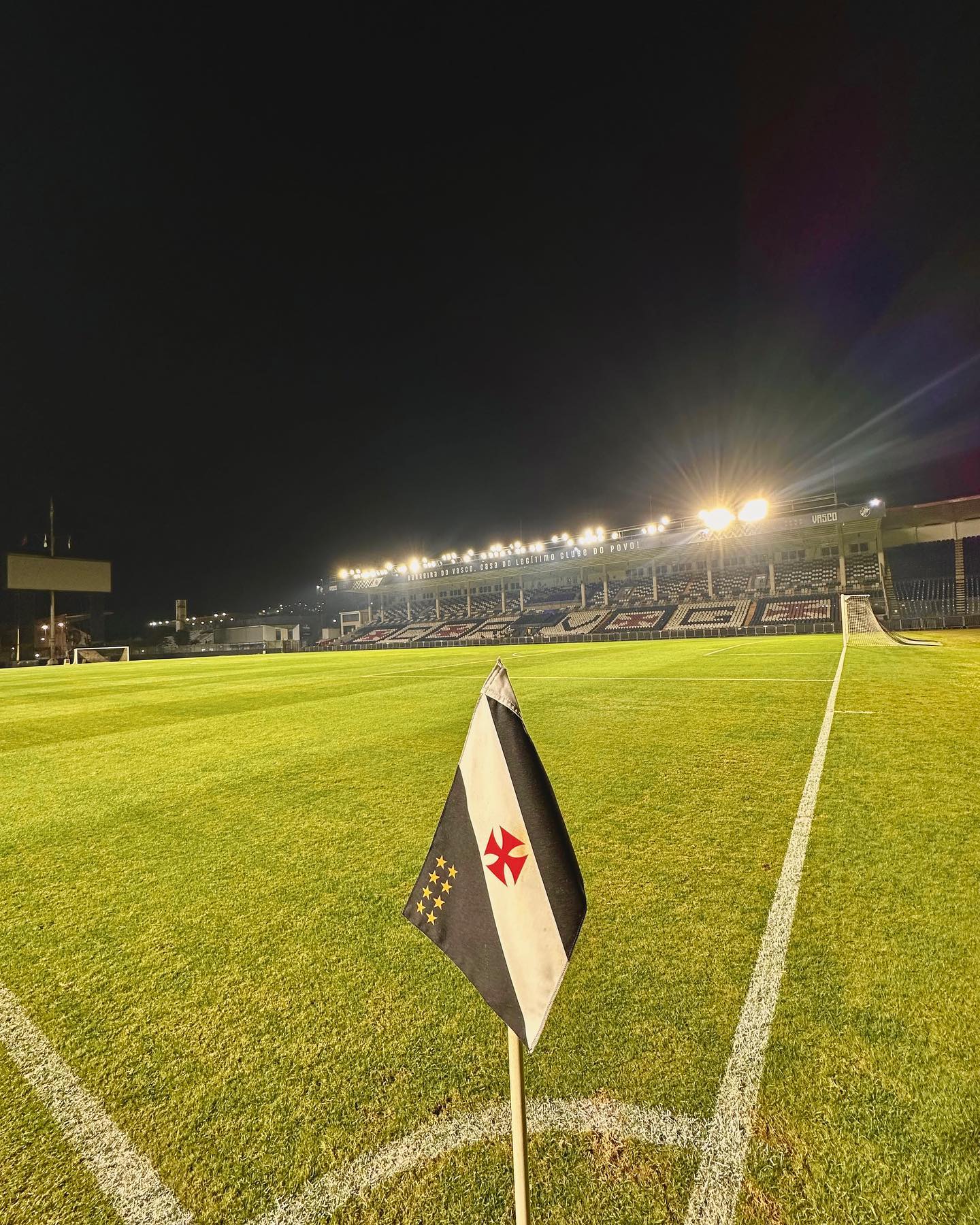 Vasco recebe Botafogo para jogo válido pelo Brasileirão; saiba onde assistir