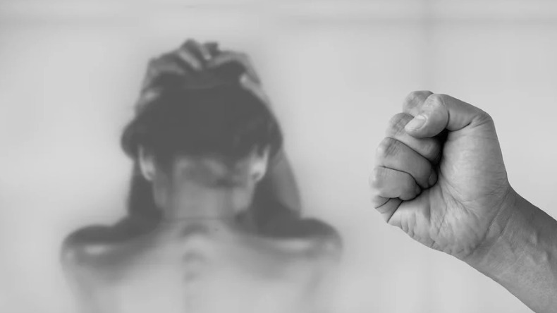 Mulher é agredida pelo marido após recusar receber visita na pandemia 