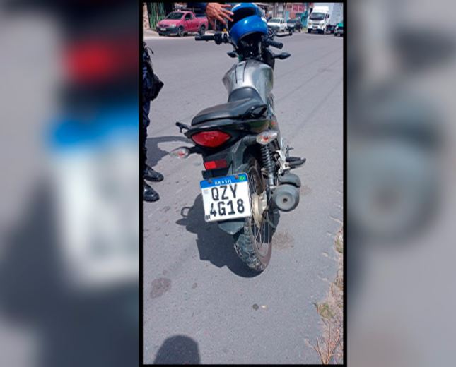 Fuga frenética termina com acidente de motocicleta e adolescente detido em Manaus