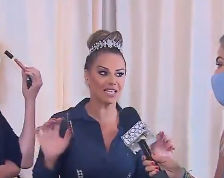 Viviane Araújo chora ao experimentar seu vestido de noiva inspirado em princesa da Disney