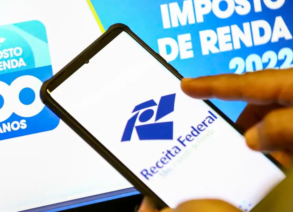 Receita Federal libera hoje consulta ao 1º lote de restituição do Imposto de Renda
