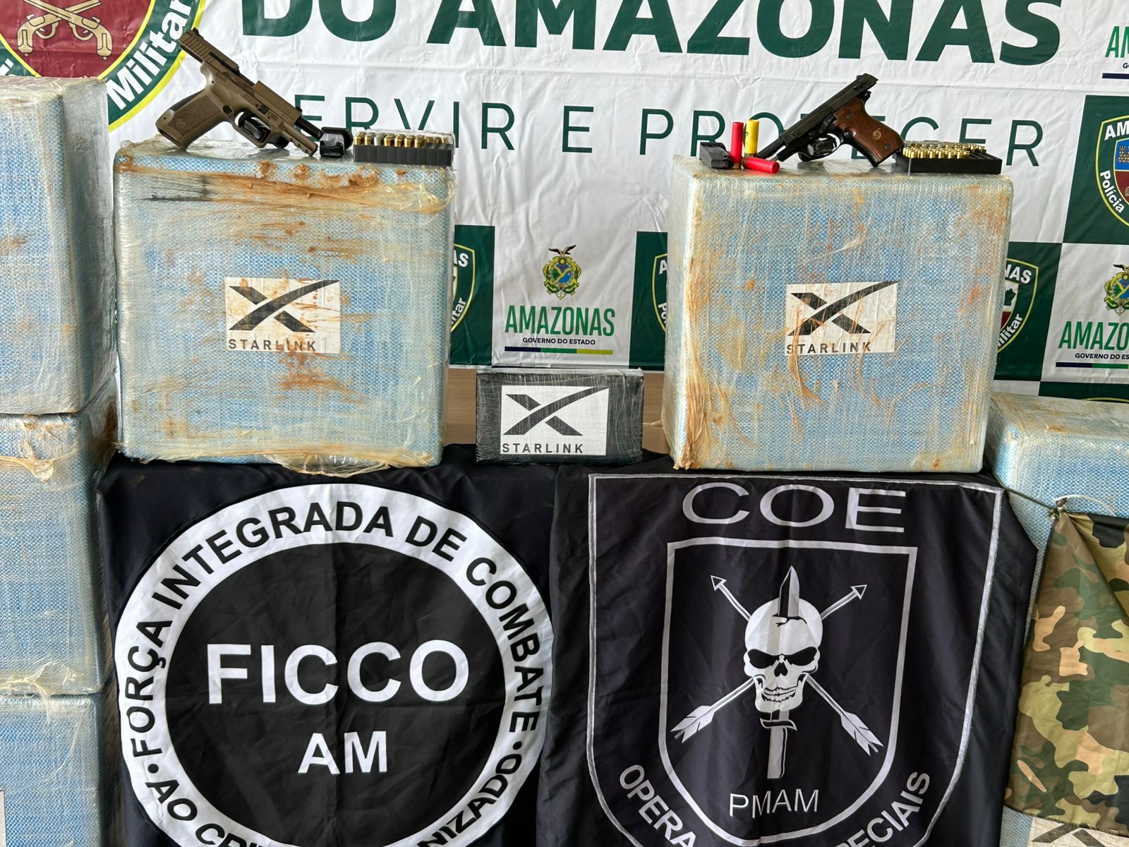 Operação apreende armas e meia tonelada de cocaína em Maués